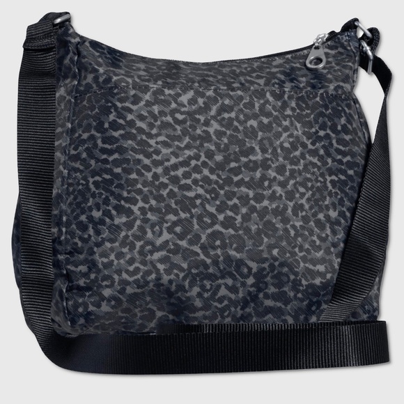 Baggallini Joey Large Hobo Bag / Purse - NWT Womens Cheetah - #46426-A10 - Picture 2 of 2